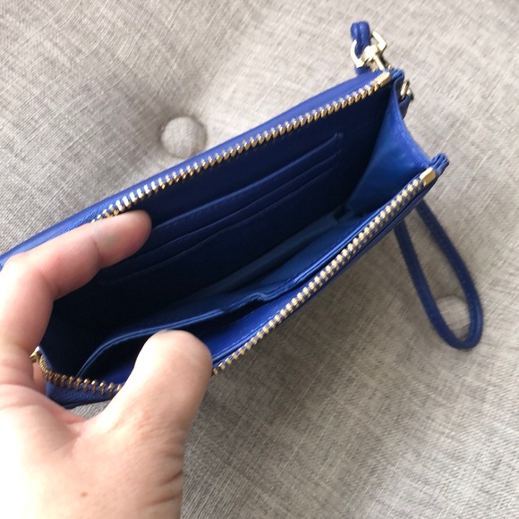 Vintage Tory Burch wristlet - Picture 2 of 4